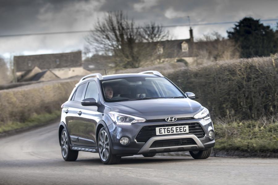  Hyundai i20 Active 2016 года  (UK) (фото 14 из 20)